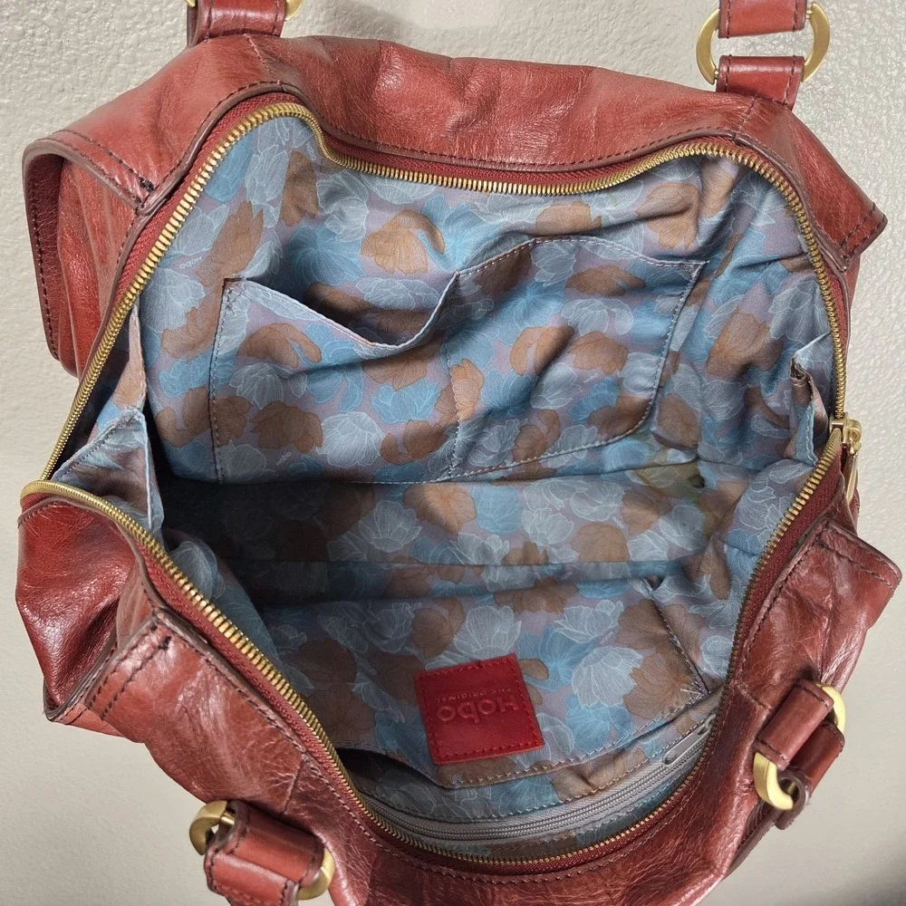 HOBO International Cognac Brown Leather Shoulder Bag Floral Lining Slouchy